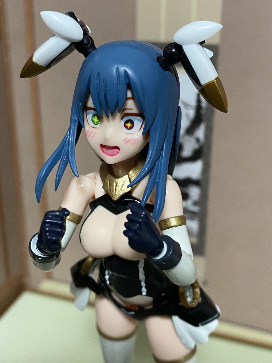 galaxy840's tweet photo. パワーアップして帰ってきた！「エリザペスちゃんver.2」！！気がついたらメ美肉して一年以上経ってたのでママ(@suga_odo123 )に連絡して新しい表情頼んだら一部パーツも新調してくれることになったので入院してました！
変更点は横スカートと耳が可動式に！旧耳とスカートもあるから戻すことも可能！ https://t.co/FrZo6M2MYx