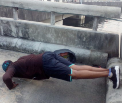 DrTolullah's tweet photo. Thank you for this crucial conversation @APLC_SA We've found unmet demand for safe public spaces wt people doing exercise on bridges and roundabouts exposed to #airpollution &amp; injury risk. Must support those already being active to encourage others: https://t.co/MtAKOoXna5 https://t.co/Oymmn9wCzy