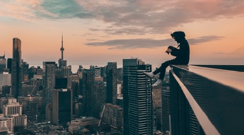 The5GExchange's tweet photo. Security at the edge presents a unique set of security challenges that differ from those faced by traditional data centers -- Steve Hart, @WindRiver #cybersecurity #5G https://t.co/po9RagDjmX https://t.co/3WIScJSiGA