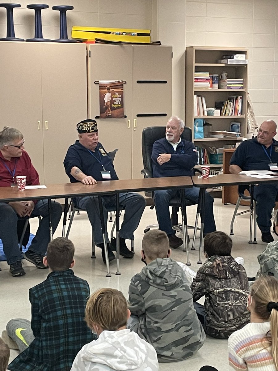 MrsRoperWMS's tweet photo. WMS Honoring Veterans: Veterans Day Celebration 2021🇺🇸 #VeteransDay2021 #Veterans https://t.co/2l8jW1edWi