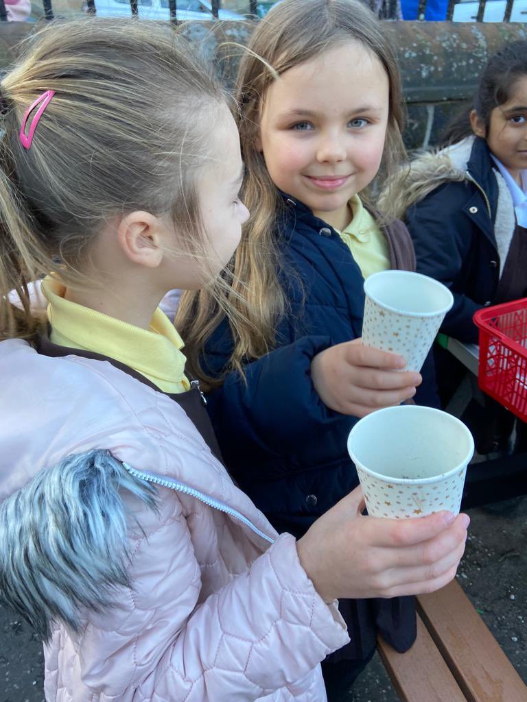 Primary 4a and 4b had fun together planting seeds to grow beautiful flowers, we did this to attract bees and help our environment 🐝 🌸🌼🌻#ClimateAction #OurDearGreenPlace