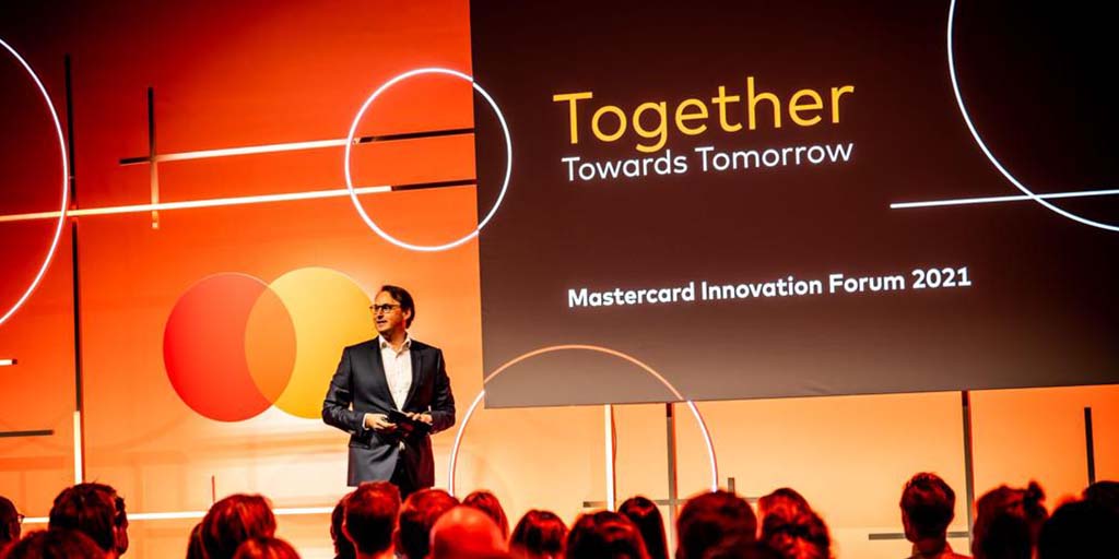 Onze Country Manager <a href="/jwvanderschoot/">Jan-Willem van der Schoot</a> vertelt tijdens Mastercard Innovation Forum in @stedelijk over hoe Mastercard wereldwijde betaaltechnologie lokaal relevant maakt voor Nederland.