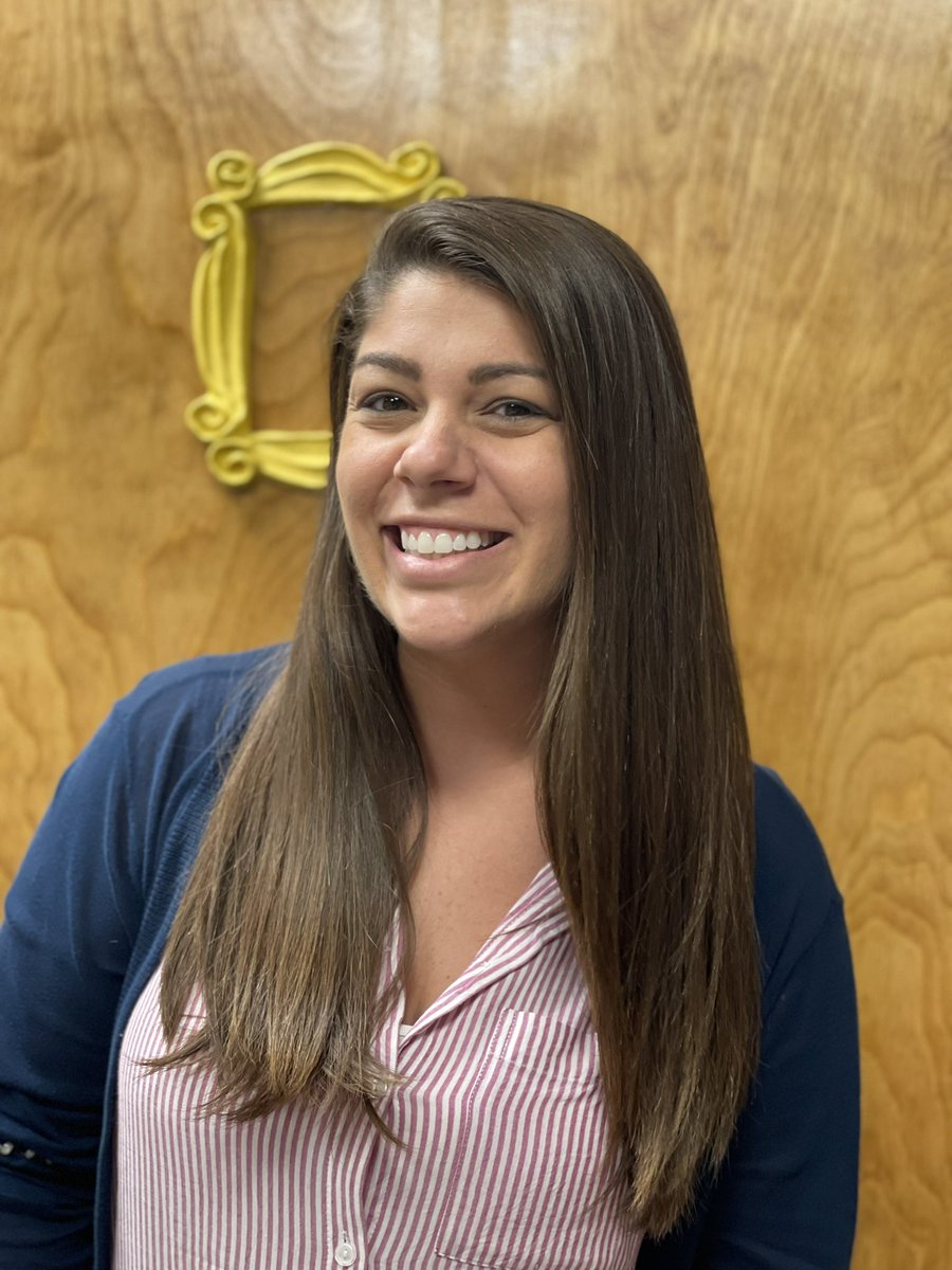 Our LDC, <a href="/MandyL07/">Mandy Gibson</a>, continuously spreads light to all our staff and students! #BeTheLight #Gratitude @POEKPOE <a href="/ValerieJeanHH/">Valerie Hammen</a> <a href="/GretchenFladd/">Gretchen Fladd</a>