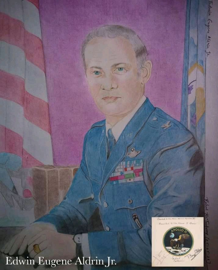 TantwayRaj's tweet photo. Hello sir,
I'm from India🇮🇳 
@TheRealBuzz Sir,🇺🇲
It's been decades since you went to the moon,I also dream of going to the moon, but it is not my thing to reach it, but I would definitely like to meet you sir.
A small gift for you from my side,plss tell me how is it my gift?🤗🧡 https://t.co/1fWwtXwr1n