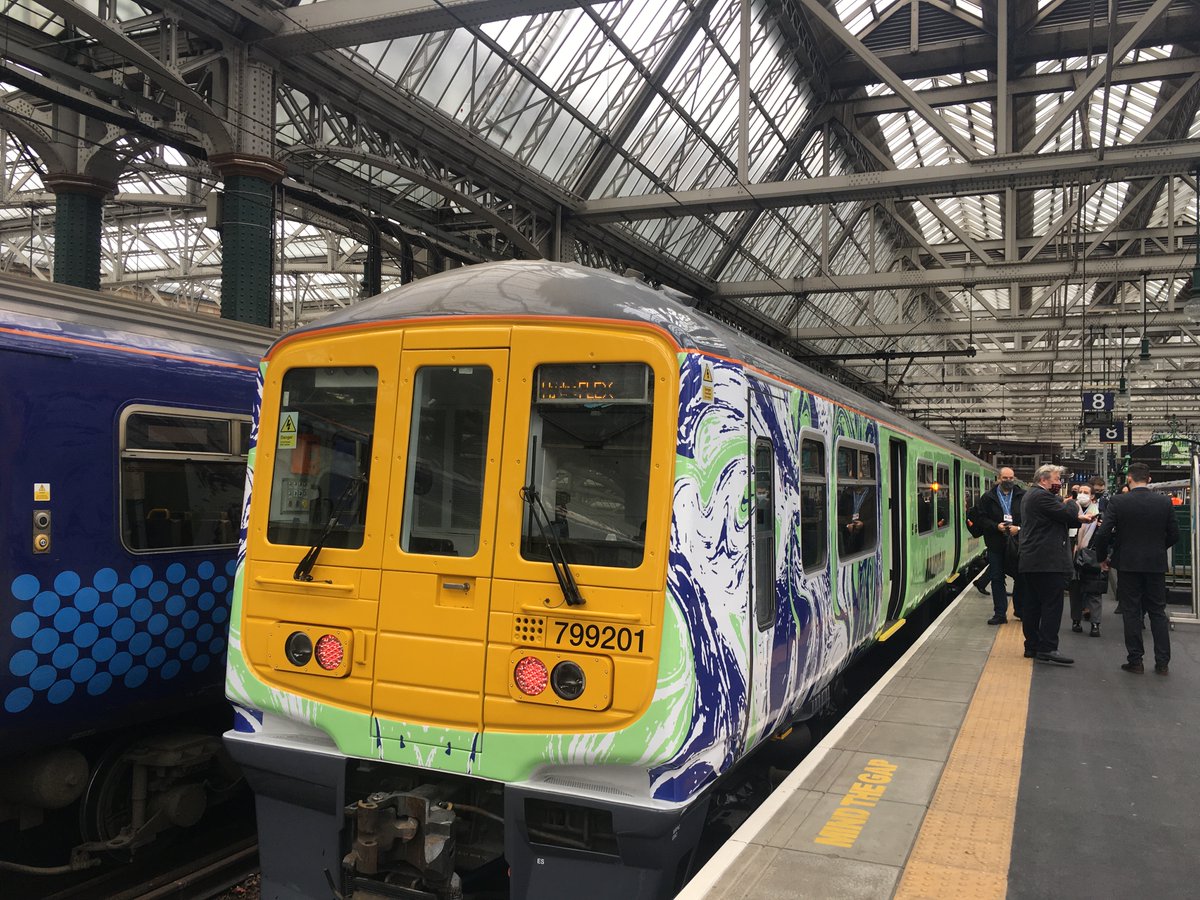 A new hydrogen-powered rail was being showcased today by HydroFLEX - the first-ever hydrogen-powered train to run on the UK mainline. 

#COP26 #COP26Glasgow