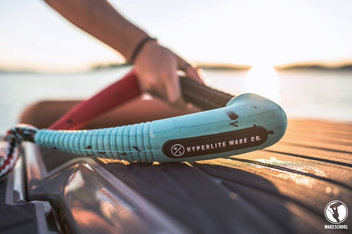 WakeSchool's tweet photo. Te esperamos para wakesurfear con el mejor equipo, Nautique g23 con full balast y Hyperlite 2022. #wakeschool #nautiqueboats https://t.co/aTYv7CujmL