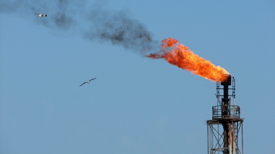 EFEverde's tweet photo. Once Gobiernos acuerdan en la #COP26 abandonar la producción de petróleo y gas

#COP26Glasgow 

https://t.co/iWQJ94qgXn https://t.co/PvlGrMoJxJ