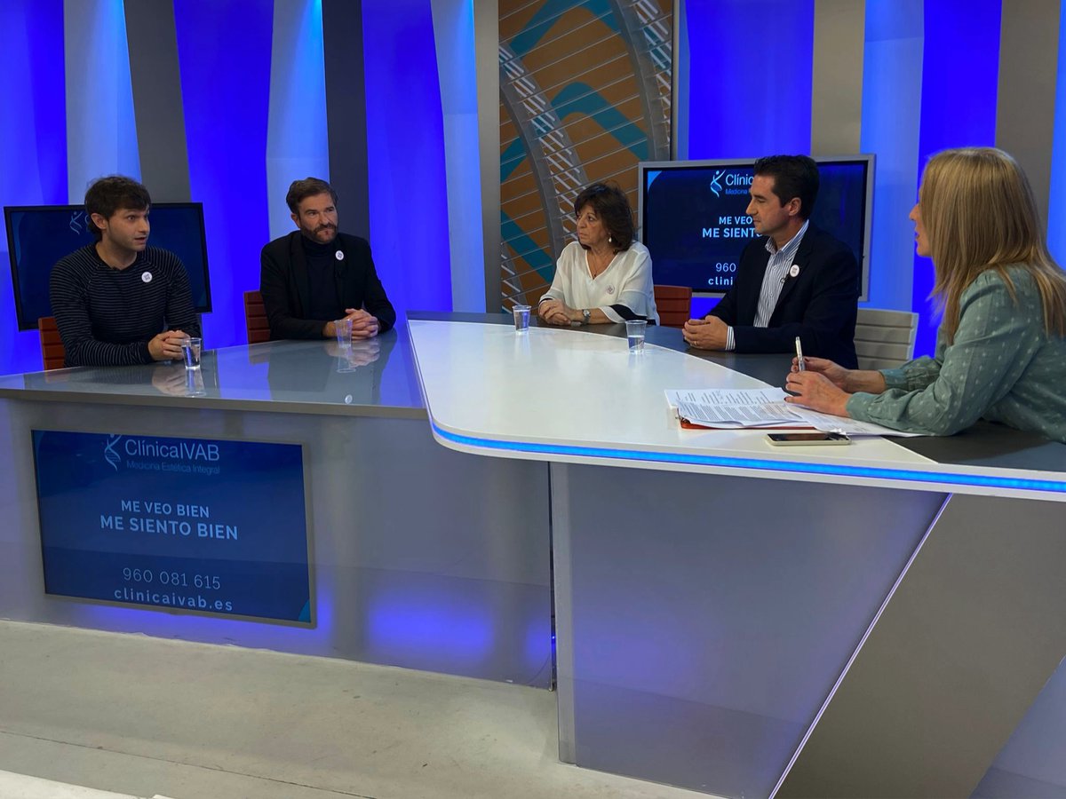 [🔴Presentació LLUM FEST 21🎭]

🗣️ Llíria presenta el 🎶 LLUM Fest en el programa 'Valencia en abierto' de 🎥 Canal 7 TeleValencia.

👉 Reserva les teues entrades per a este cap de setmana en l’APP de l’ajuntament.

ℹ️👉 bit.ly/3wAYRnk