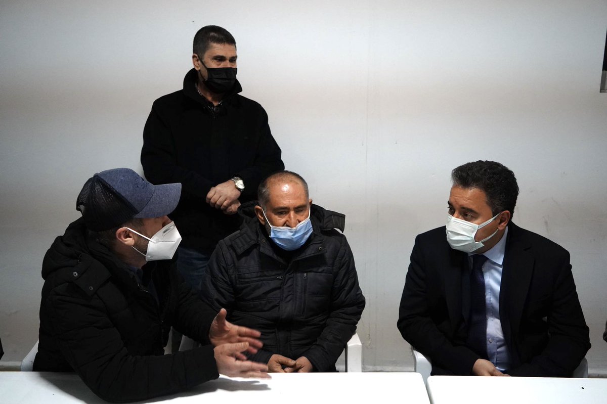 alibabacan's tweet photo. Vahşice katledilen Başak Cengiz’in geride bıraktığı annesi, babası, nişanlısı, sevdikleri ve tüm ülke olarak büyük bir acı içindeyiz.

Bunu anlatmaya kelimeler yetmez.

Başımız sağ olsun.

#BasakCengiz https://t.co/wokVnqrfui