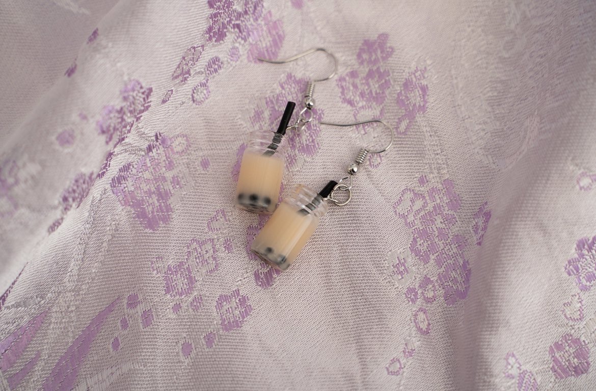 vityacrafts's tweet photo. Our Bubbletea earrings💕
You can buy them on Etsy! 
Link to our shop in the bio✨
You can also dm me if you want to buy them❤️ https://t.co/xUZY45CPwZ