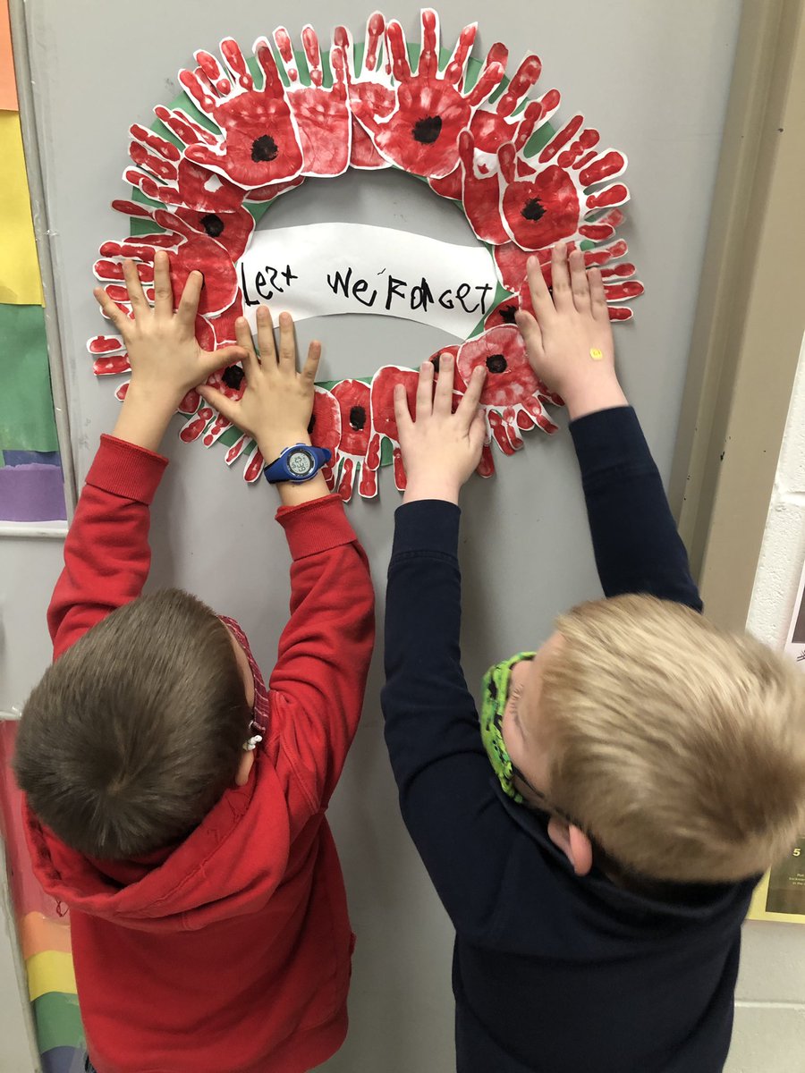 KCookFDK's tweet photo. We remember today and always. @FldcrestFalcons @SCDSBey @SCDSBey https://t.co/tckPtEbKBK