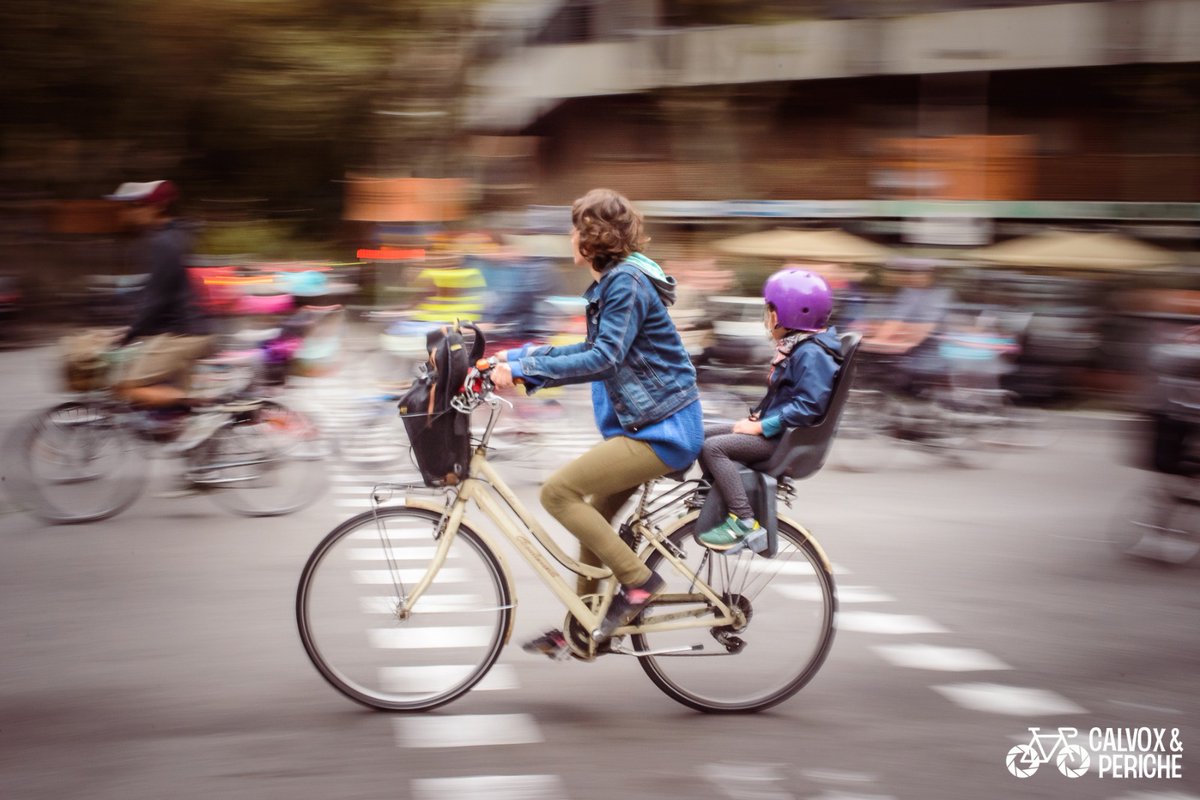 Ets una AFA i vols conèixer les experiències de <a href="/bicibusbcn/">Bicibús Sarrià (BCN) #XarxaBicibus</a> <a href="/bicibuseixample/">Bicibús Eixample</a>  i <a href="/canvisencadena/">canvis_en_cadena</a> ? 

Són moltes les escoles de #Barcelona que estan mostrant interès a organitzar un #bicibús
📆 Dimarts 16 a les 18h (Xerrada virtual) 

✅Inscripcions:ow.ly/K8ao50GL5fI