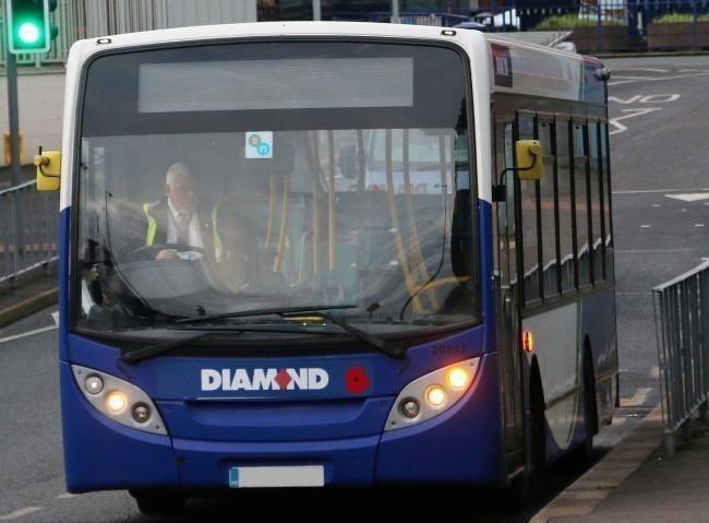 tomedwardsbbchw's tweet photo. Beep beep! @worcscc is bidding for £86 million pounds of Government cash to radically improve bus services in #Worcestershire - trying to reverse a decade of steep decline in bus journeys across the county. The cabinet member for highways Alan Amos will be on @bbchw at 5.20pm. https://t.co/EM74Gpgyx8