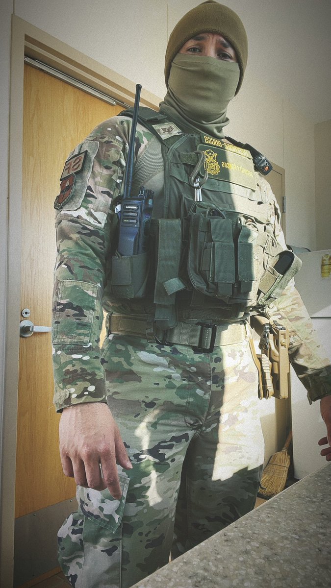WhosSteal's tweet photo. Happy Veterans Day 🇺🇸 https://t.co/vQNLlPxSSf