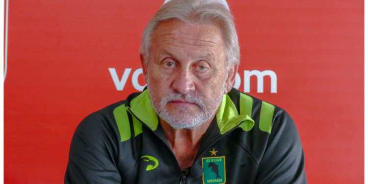 pepele_news's tweet photo. 🔴 OFFICIEL ! Dominique #Cionci a démissionné de son poste de Coach principal de l’ @AsVitaOfficiel pour n'avoir pas atteint l'objectif lui assigné d'atteindre au moins le quart de finale de la #CAF2 (Bestine Kazadi) #Football @pepele_news https://t.co/rF1EzU8I46