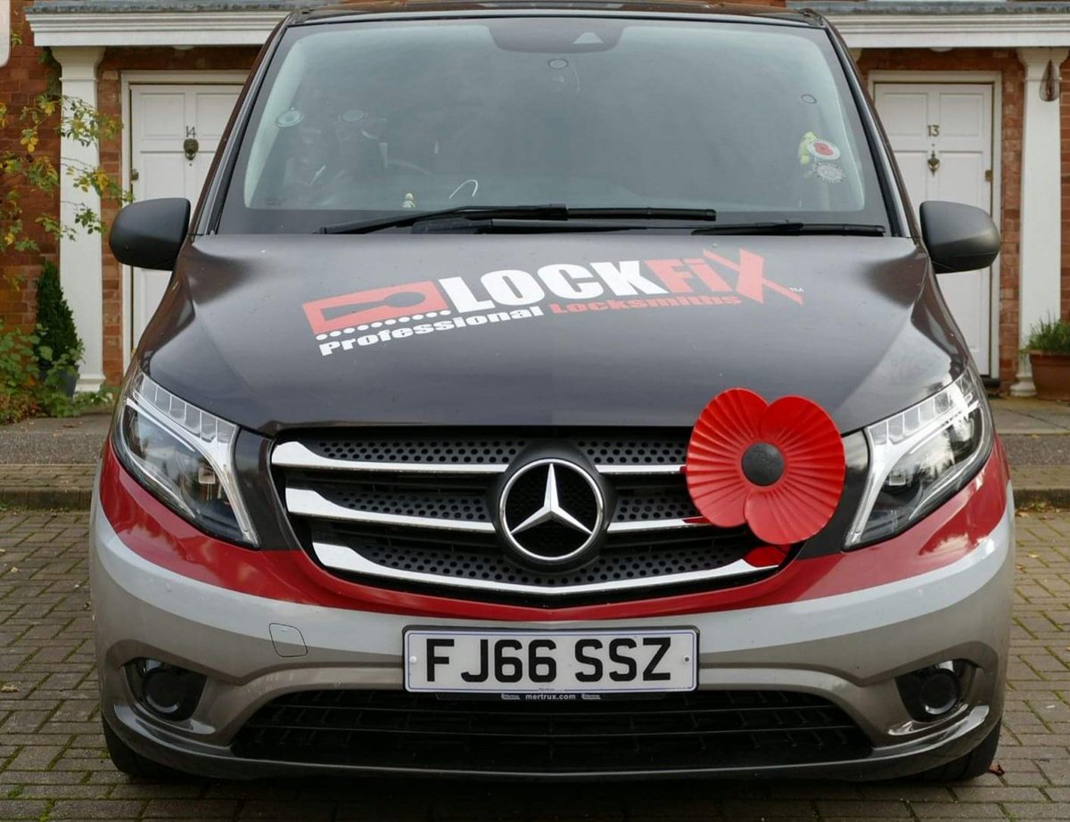 LOCKFIX's tweet photo. Van sorted, How do you wear yours? #RemembranceDay2021 #Veterans #royalbritishlegion #RemembranceSunday https://t.co/hQvKhtbxbM