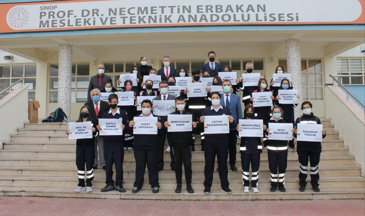 Eğitimin asıl büyük amacı bilgilenmek değil eyleme geçmektir.
#23projeyle2023edoğruSinop

<a href="/tcmeb/">Millî Eğitim Bakanlığı</a>
<a href="/aebilgili/">Ahmet Emre Bilgili</a>
<a href="/GelenMustafa/">〽️G</a>
<a href="/TCSinopValiligi/">T.C. Sinop Valiliği</a>
<a href="/YLDZercan1957/">Ercan Yıldız🇹🇷</a>