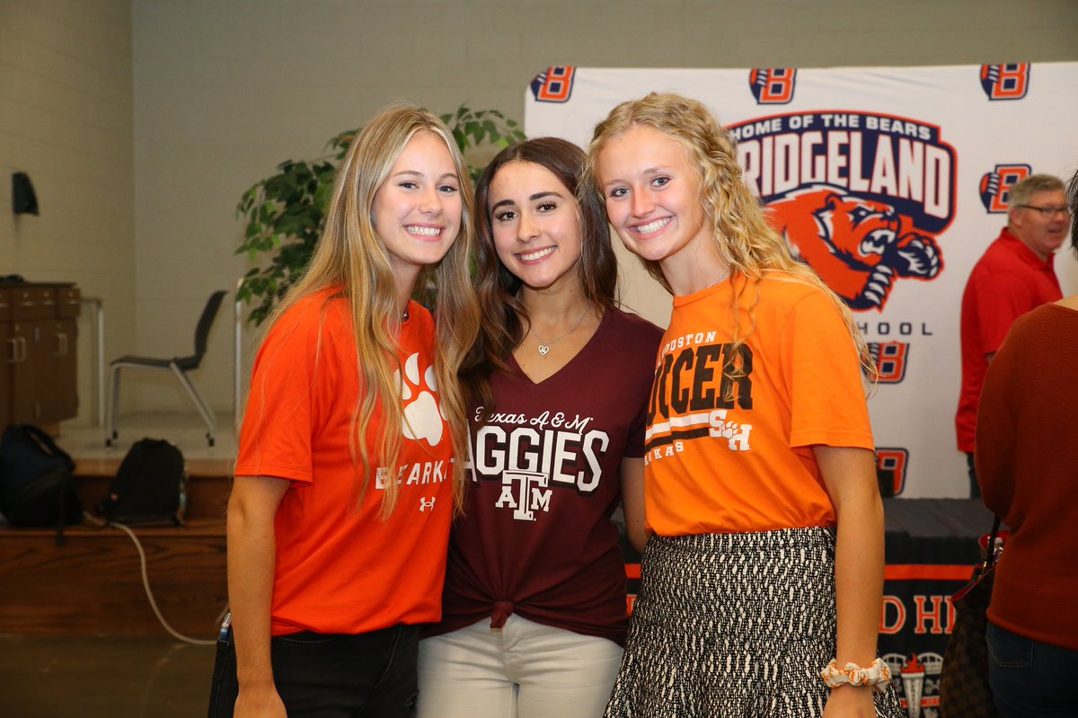 mom_graham's tweet photo. Congratulations Kassidy @BaehrenKassidy @BridgelandGS for your college signing yesterday! #soearned https://t.co/WWUVWoMWkZ