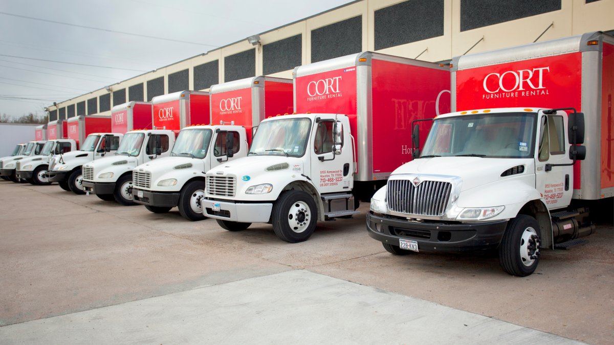 We're looking to #hire delivery drivers in multiple locations across the US. Join our CORT Operations team and have a direct impact on the overall success of our business: careers.cort.com