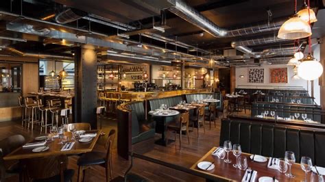 blankcanvasent's tweet photo. We are incredibly proud to be the accredited entertainment supplier at over 100 London venues, including Soho House Group, Gordon Ramsay Group, and Ironmongers’ Hall. We are looking forward to a busy Christmas period with our amazing clients. https://t.co/03Z7wX2RxS
