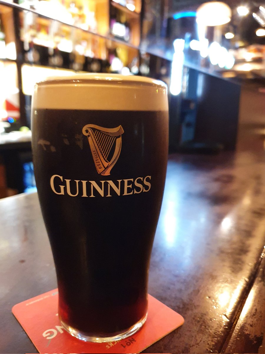 BarKingstons's tweet photo. Is there anything nicer than a pint of plain?
#Guinness #BeautifulPints https://t.co/fSt8f3bopd