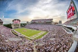 JaksonLahue's tweet image. I’m extremely glad and thankful for @Thee_Matty_D and Mississippi State for giving me an offer to play football for the Bulldogs!!!