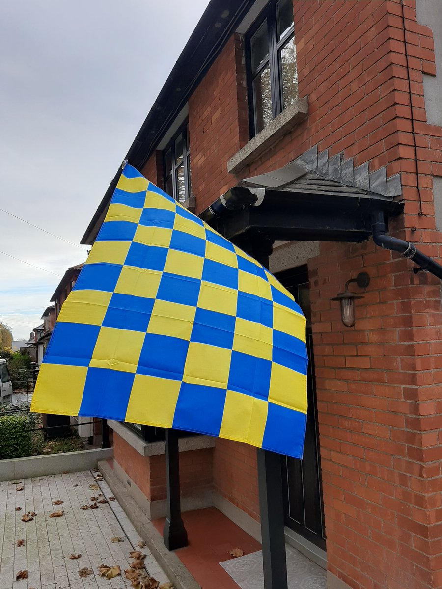 tyfalls's tweet photo. @clgNaFianna Ádh mór to the lads in our first Senior Hurling Championship county final this Saturday! #NaFiannaAbú! #buzzinforParnell! https://t.co/39X9PNWq9v