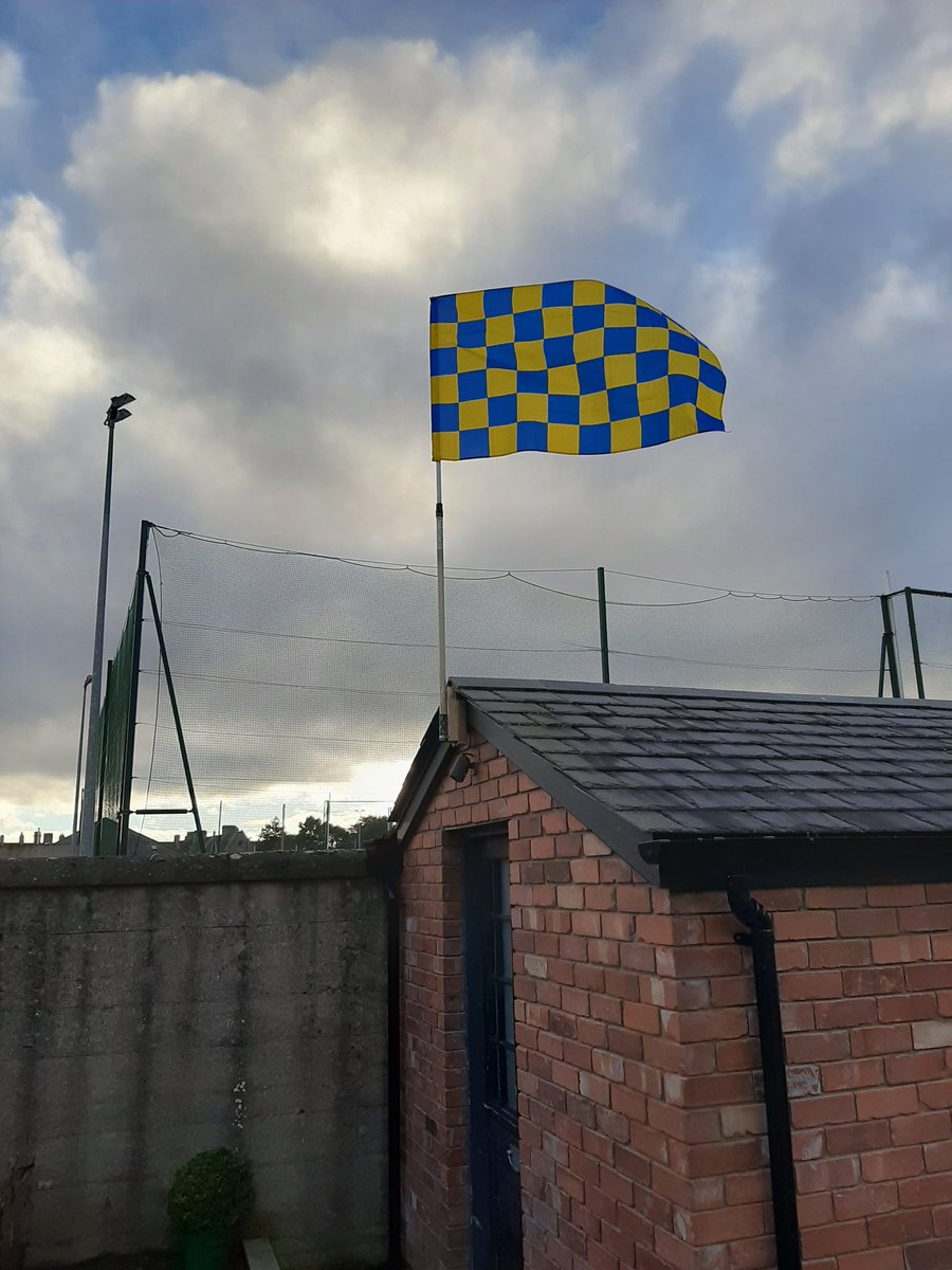 tyfalls's tweet photo. @clgNaFianna Ádh mór to the lads in our first Senior Hurling Championship county final this Saturday! #NaFiannaAbú! #buzzinforParnell! https://t.co/39X9PNWq9v
