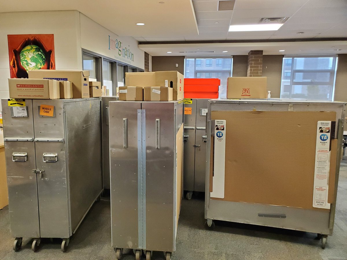 MsKeithICPS's tweet photo. The ICPS Scholastic Book Fair has arrived!! #booksbringustogether @CoulsonPS @scholasticCDA https://t.co/3We43faKCm