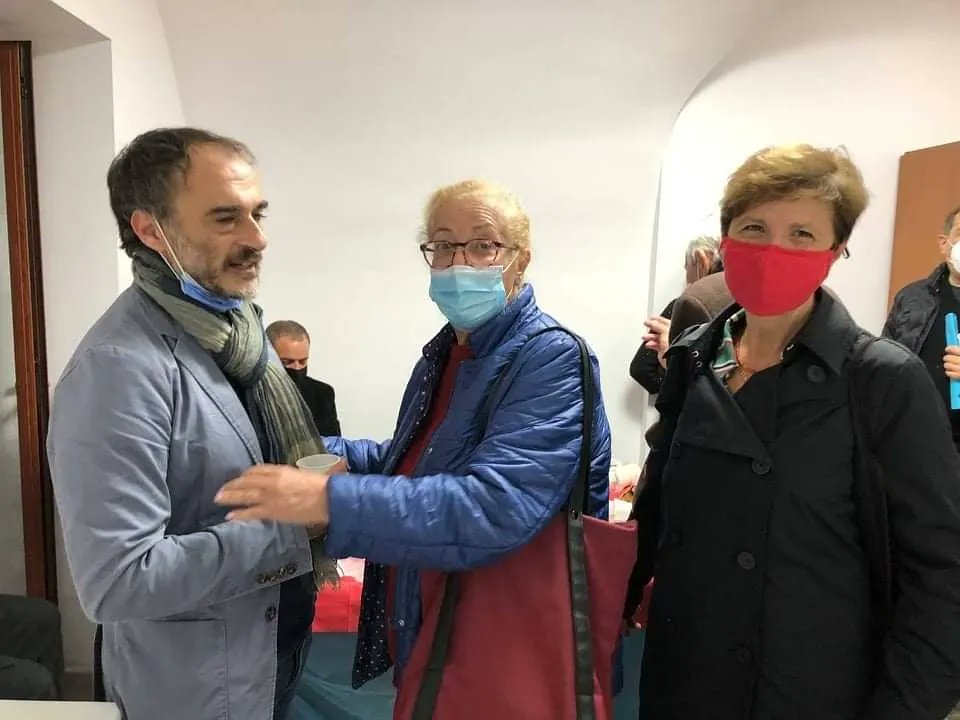 🟥 Inaugurata oggi a #Napoli la sede della #Sanità #SpiCgilCampaniaNapoli. Presenti il segretario generale Franco Tavella, il segretario <a href="/SpiCgil/">SPI CGIL nazionale</a>, Stefano Landini, il presidente di #AuserCampania, Anselmo Botte e i segretari confederali <a href="/cimassa/">cinzia massa</a> e Giuseppe Metitiero.

#ScelgoCgil