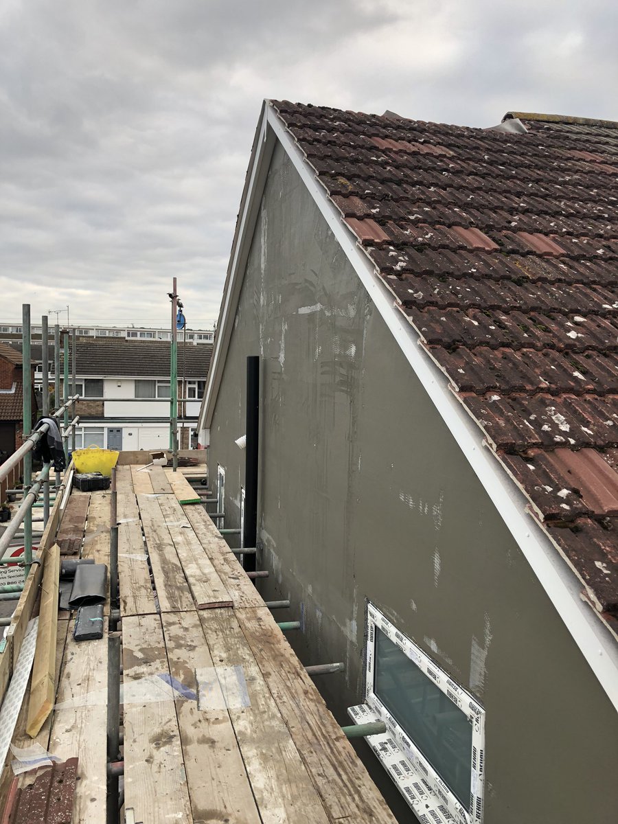 Couple of little jobs on the go 👌🏻 #render #siliconerender #insulation #InsulateBritain