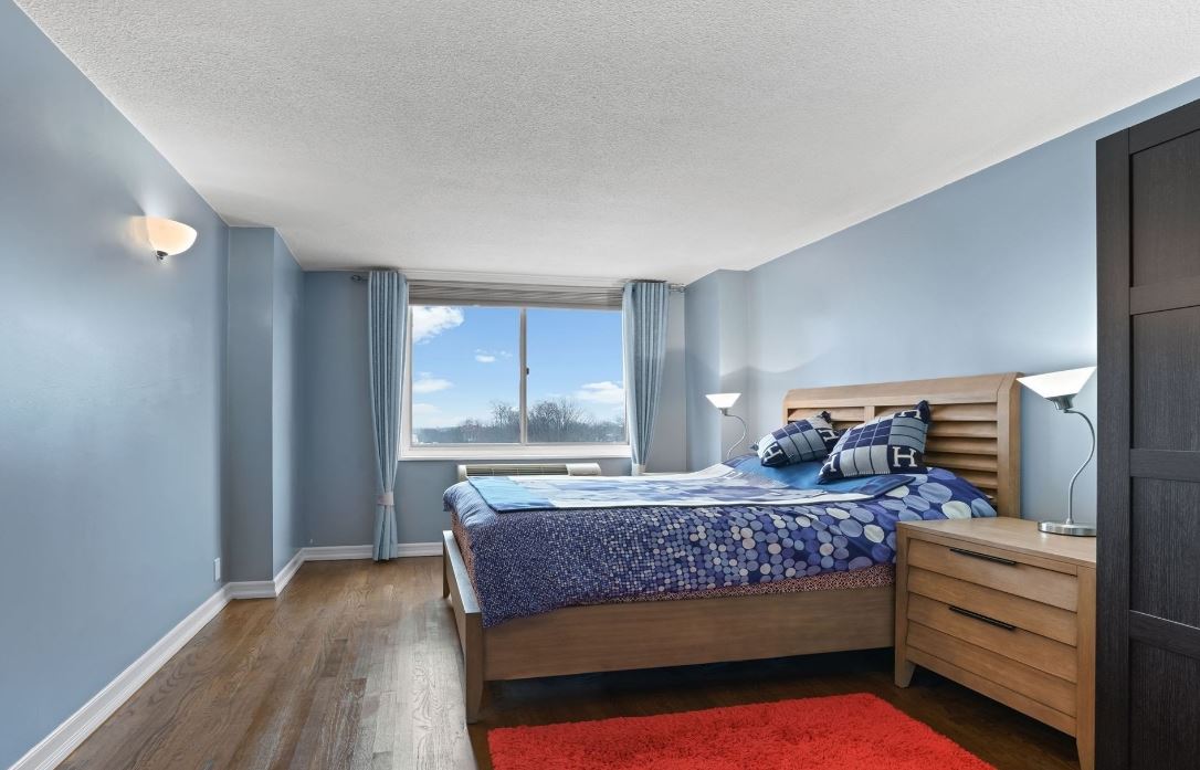 Century_Homes's tweet photo. Here’s your opportunity to live luxuriously right in the heart of Queens!

📍 118-18 Union Turnpike, Kew Gardens
1 Br. | 1 Ba

Agent: @jelinzhao
☎️ 917-285-5383
📧 jelin@mycenturyhomes.com https://t.co/HvBt6G5ef6