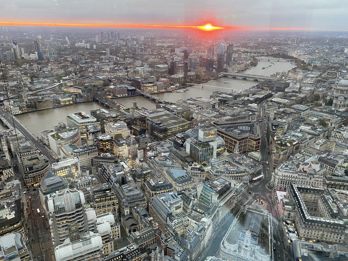 vinugaro's tweet photo. View from #22Bishopsgate #London at the ⁦@CTBUH⁩ #futurecities conference https://t.co/lMsQ6pA8Mm