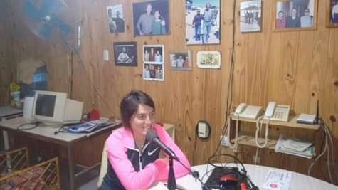 Viernes descontracurada charla con Romina Bolatti a las once en la mañana de Nadie es Perfecto 📻NEF🎤