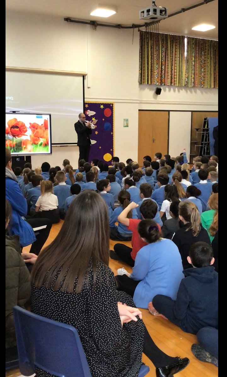 ArkPrimary's tweet image. This morning, pupils and staff of Ark Dickens Primary Academy came together as a community to remember all those that served for our country and sadly lost their lives #RemembranceDay2021 #ArkRemembers