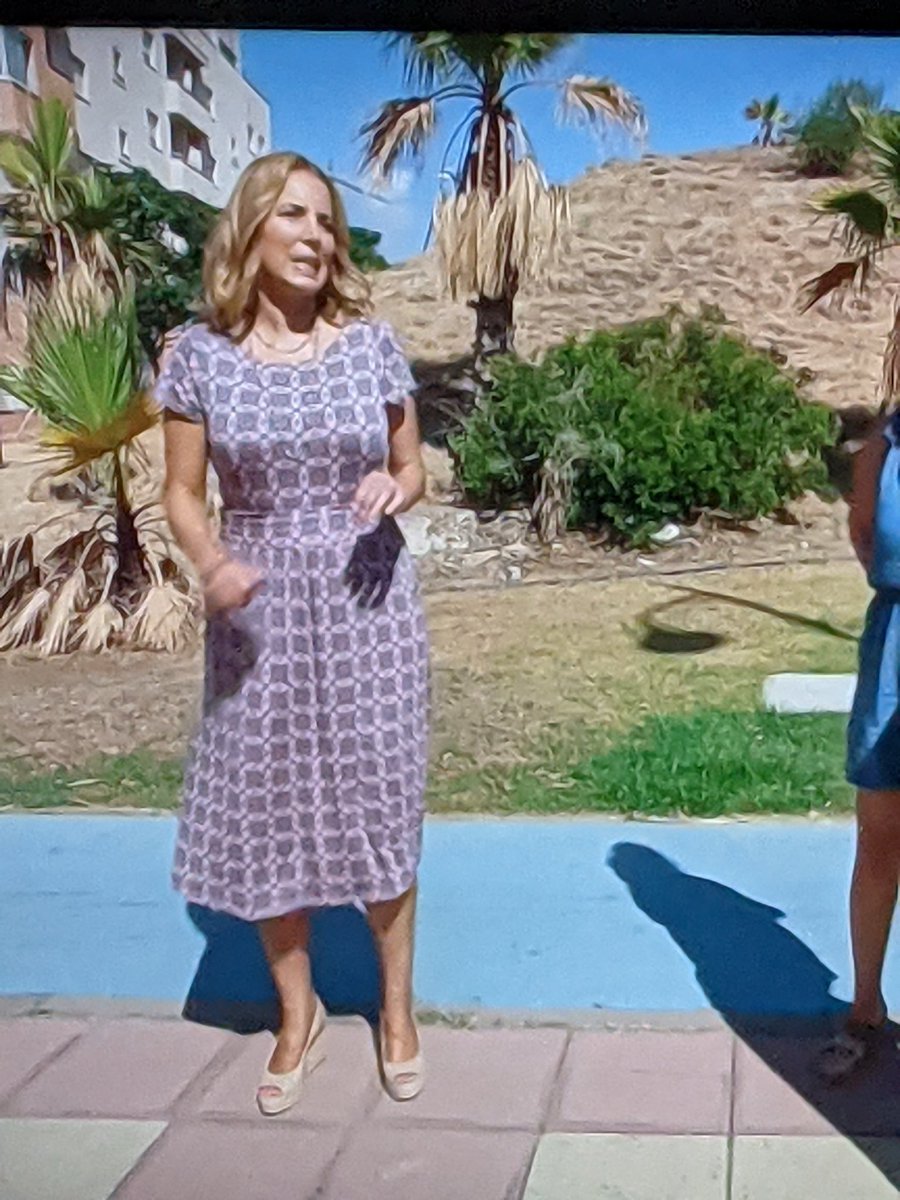 picklepie44's tweet photo. @Jasmineharman where is the dress from?? I love it 😍❤️ https://t.co/zitO6lK5sG