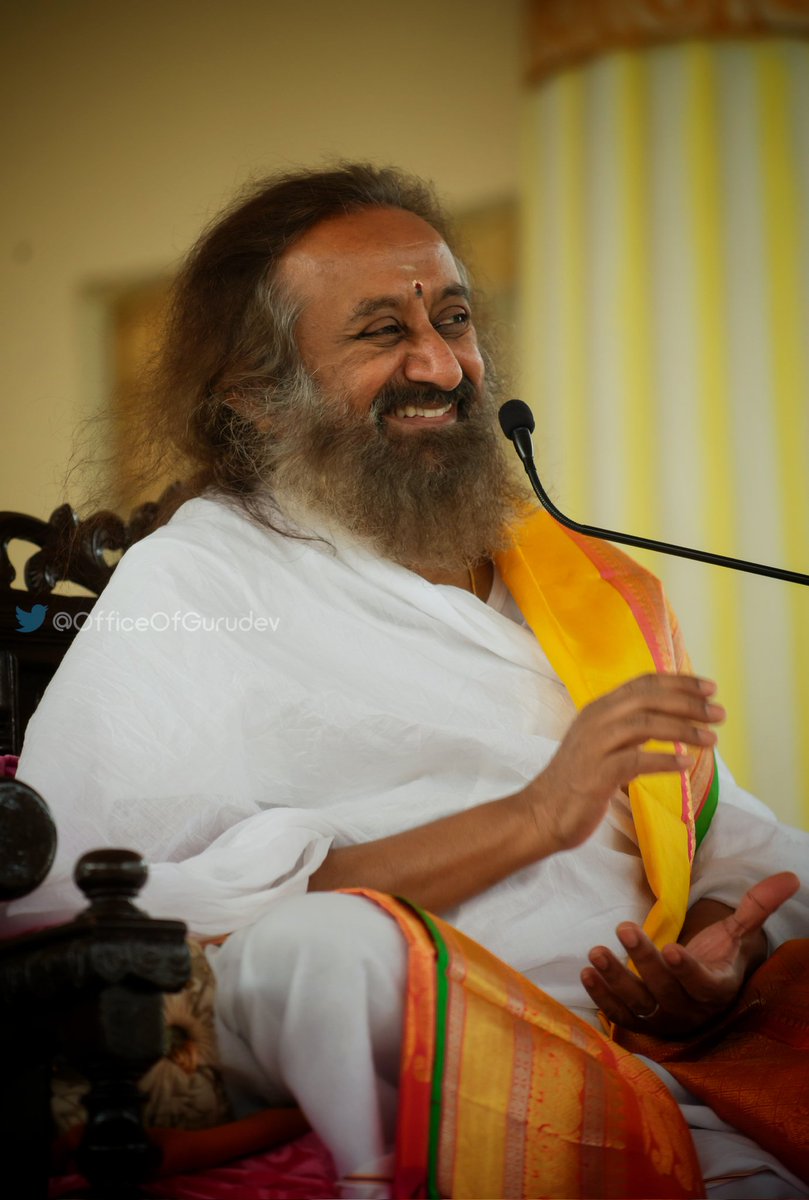 OfficeOfGurudev's tweet photo. "Difficulties do come in life but to overcome difficulties one needs to be #strong &amp; strength comes only through spiritual knowledge." ~Gurudev @SriSri Ravi Shankar

#DailyInspiration https://t.co/ikKwYFeDKn
