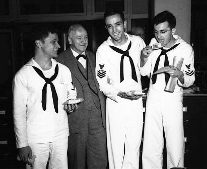 HelmsCenter's tweet photo. Senator Jesse Helms was a part of the "Greatest Generation" of men and women who put aside their life plans and became a part of the United States military forces in World War II. A special thanks to all who have bravely served their country. Happy Veterans Day.

#VeteransDay https://t.co/pxUS7ZLNfE