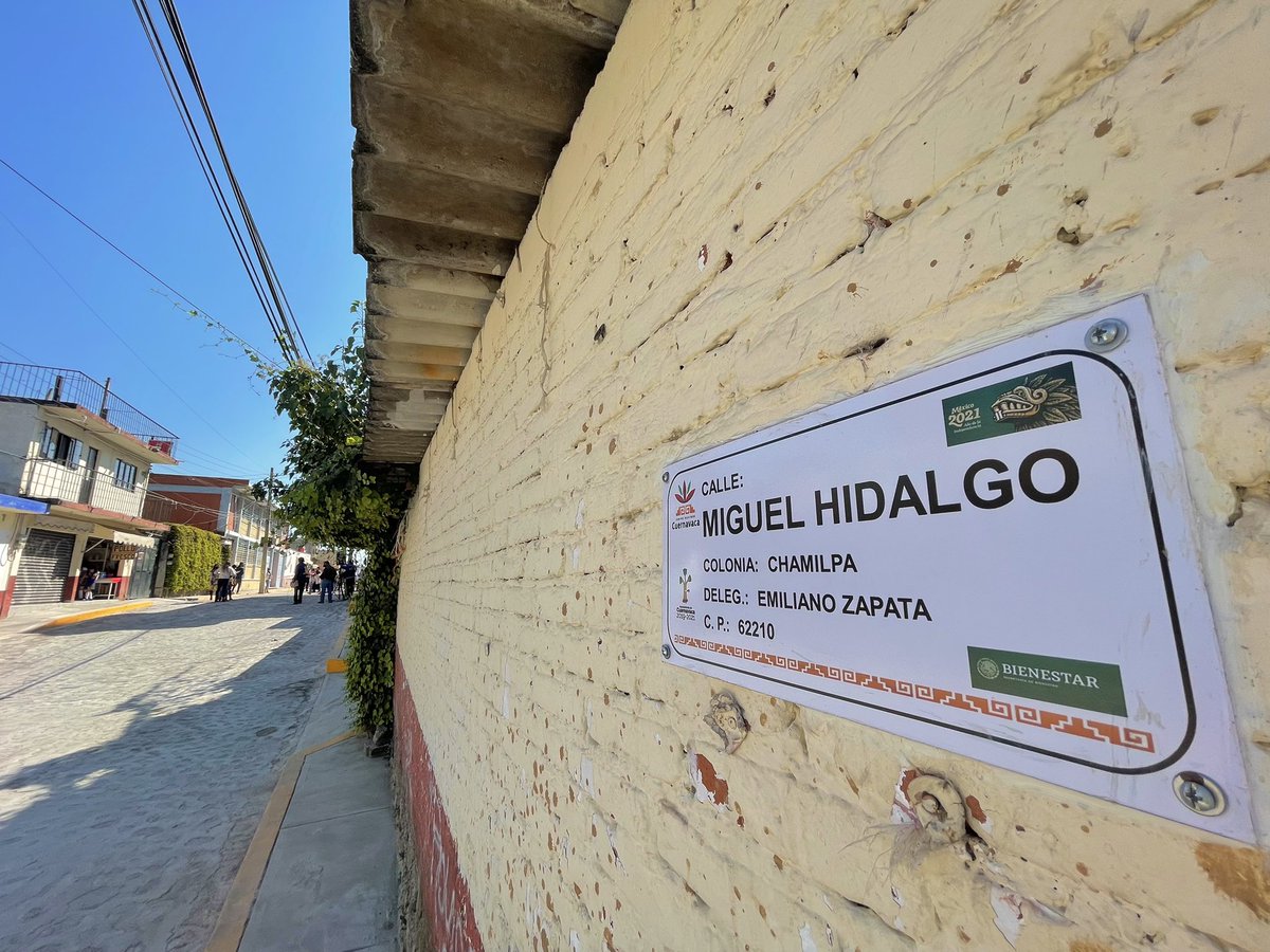 chusmtz_'s tweet photo. 🚧✅En un poblado tan bonito como es Chamilpa y que alberga a nuestra máxima casa de estudios, inauguramos la rehabilitación de empedrado en la calle Miguel Hidalgo. Beneficiando a 322 habitantes directos y sé generaron 25 empleos en esta obra. https://t.co/nU1SanueMh