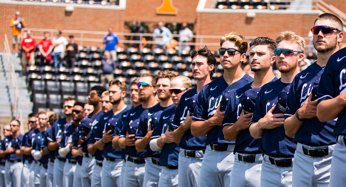 To our men and women in uniform, past, present, and future, 𝙂𝙤𝙙 𝙗𝙡𝙚𝙨𝙨 𝙮𝙤𝙪 𝙖𝙣𝙙 𝙩𝙝𝙖𝙣𝙠 𝙮𝙤𝙪! #VeteransDay