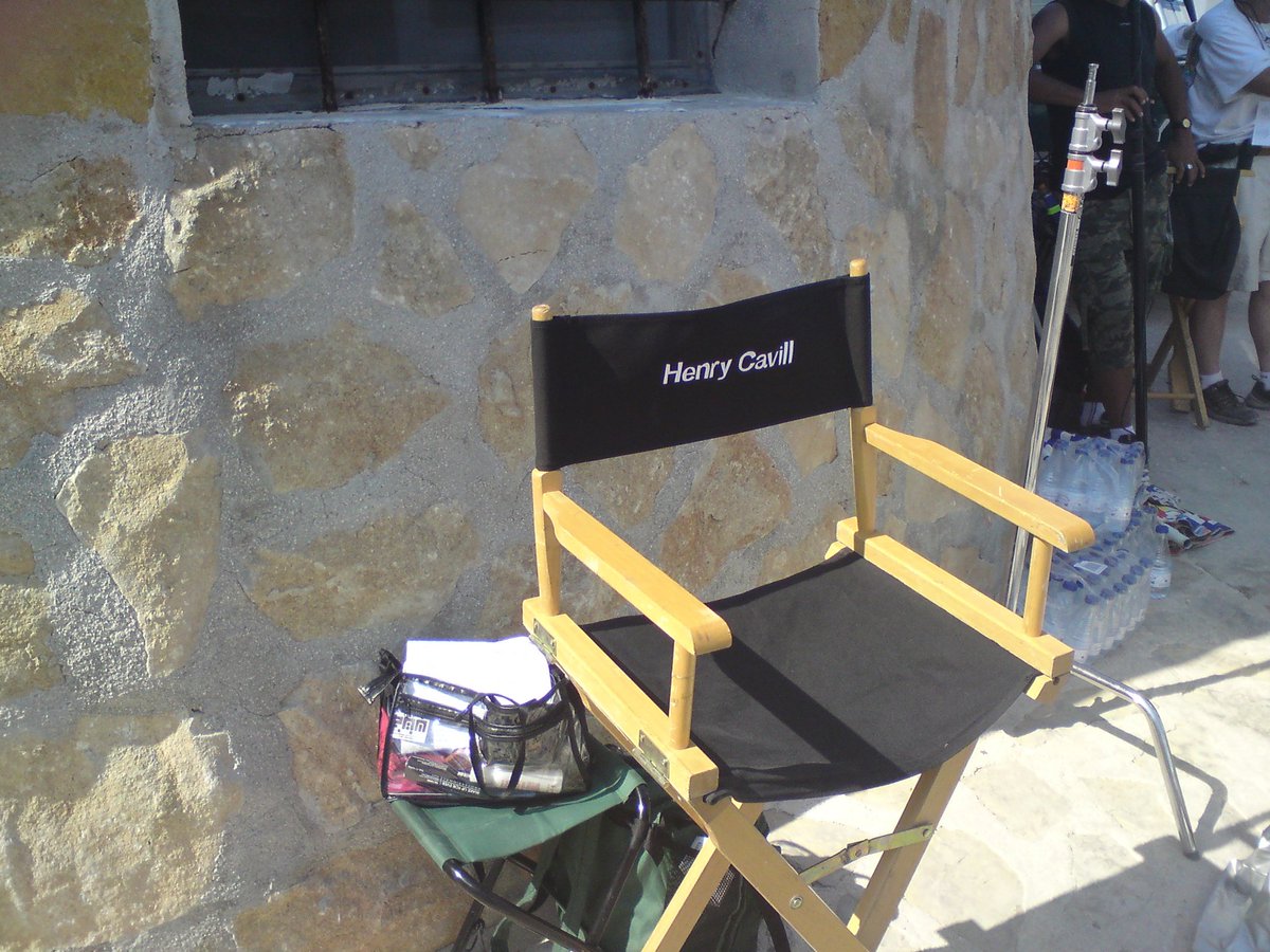 LifeCavill's tweet photo. Novas/velhas fotos dos bastidores do filme #BuscaImplacavel, Espanha - 2010.
Via @JulieWareen 📸 https://t.co/gOcSpnGymE