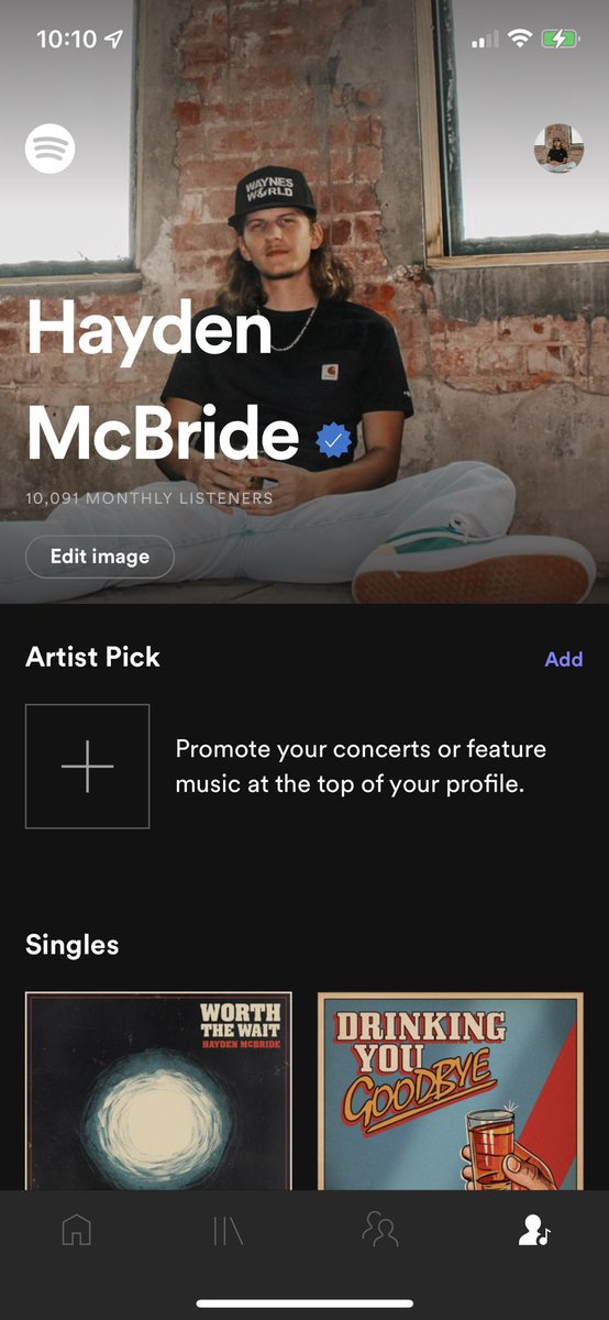 haydenmcbridetx's tweet photo. Crazy to think 10k people would even consider listening to a kid from Titus County. This some cool shit. In honor of this, I’ll be giving out merch and 2 VIP passes to watch Stoney LaRue and I in Gilmer, Tx this Saturday to whomever and a plus one. RT to enter, see y’all there🤘🏻 https://t.co/887hFHtMJB