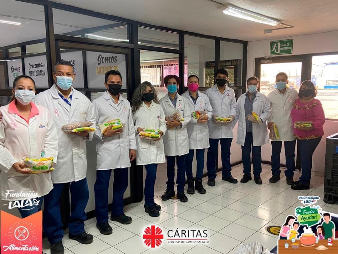 FundacionLalaAC's tweet photo. ¡Voluntariado Transportadora como siempre es #GranEjemplo! 
Los colaboradores de esta planta de #LaLaguna sumaron esfuerzos y recolectaron arroz y frijol para la campaña de Alimentación para @CaritasGP 
¡Gracias a todos por aportar a esta causa!
@Red_BAMX https://t.co/Dj0Yg5Z9uU