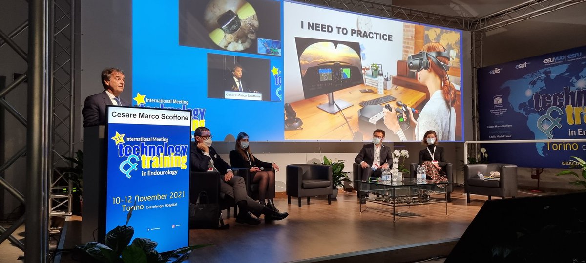 EndourologyT's tweet photo. Thank you to @scoffonecesare for the VRproject @EndourologyT https://t.co/ilJYLZm9AU
