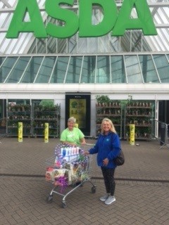 #WorldKindnessDay we would like to thank some amazing supporters! Ray, ran a mile a day. He helped us receive 10 pairs of New Balance trainers. Sam, community champion, provided 14 schools with play equipment. Carol, provided our prizes for the 2k Fun Run! Thank you all 🌟🌟🌟