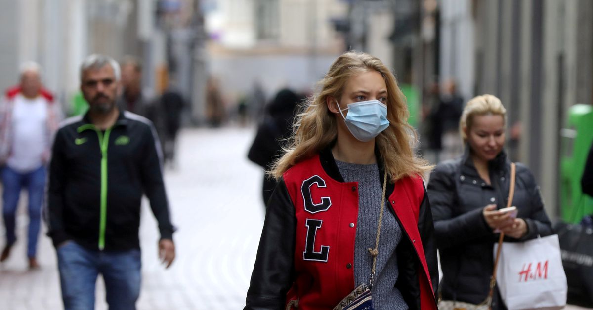 Reuters's tweet photo. Dutch consider new partial lockdown as coronavirus cases hit record https://t.co/XFLDJ5pZPM https://t.co/rwiJF4fHC2