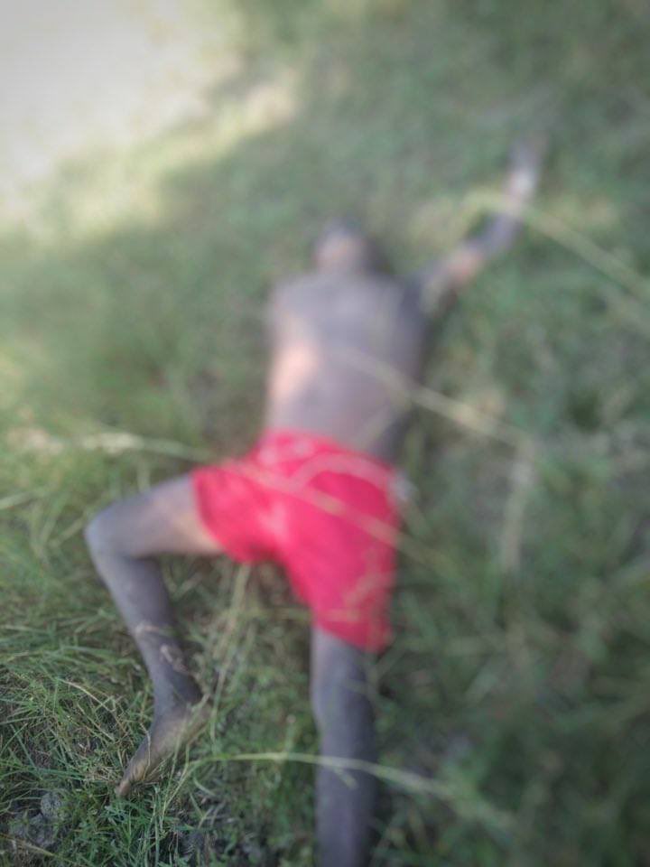 julinooooo's tweet photo. SAC MASSACRED at least 6 locals in #Yinmarbin Tsp after suffering heavy casualties during fighting with the PDF. All of the victims were SHOT DEAD &amp; 1 was caught alive. #FreezePaymentsToJunta #Nov11Coup    #WhatsHappeningInMyanmar https://t.co/8PlatOHOjG