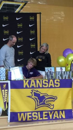 KWU Golf tweet media