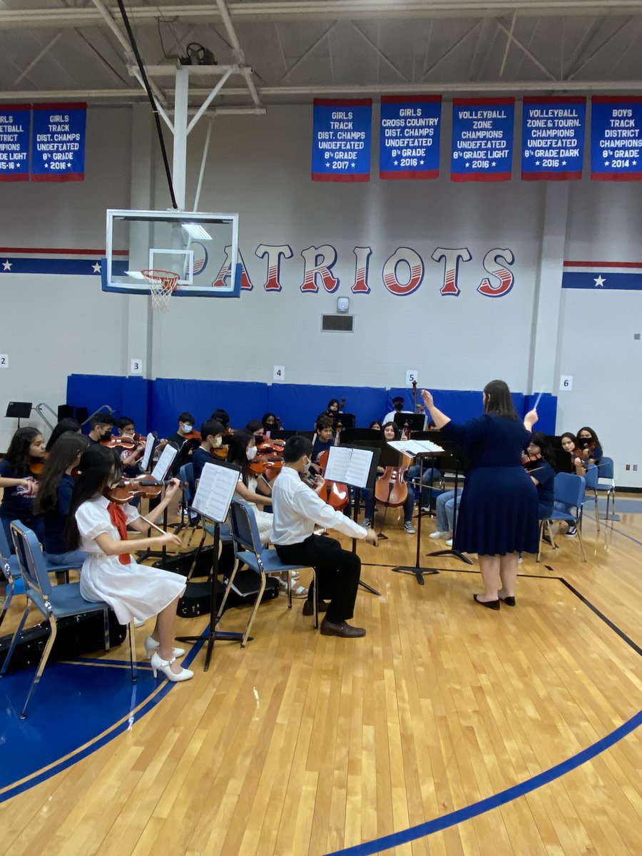 What a beautiful program by Bondy Intermediate honoring their community veterans.  <a href="/TheBondyInt/">Bondy Intermediate</a>  <a href="/PasadenaISD_TX/">Pasadena ISD</a>