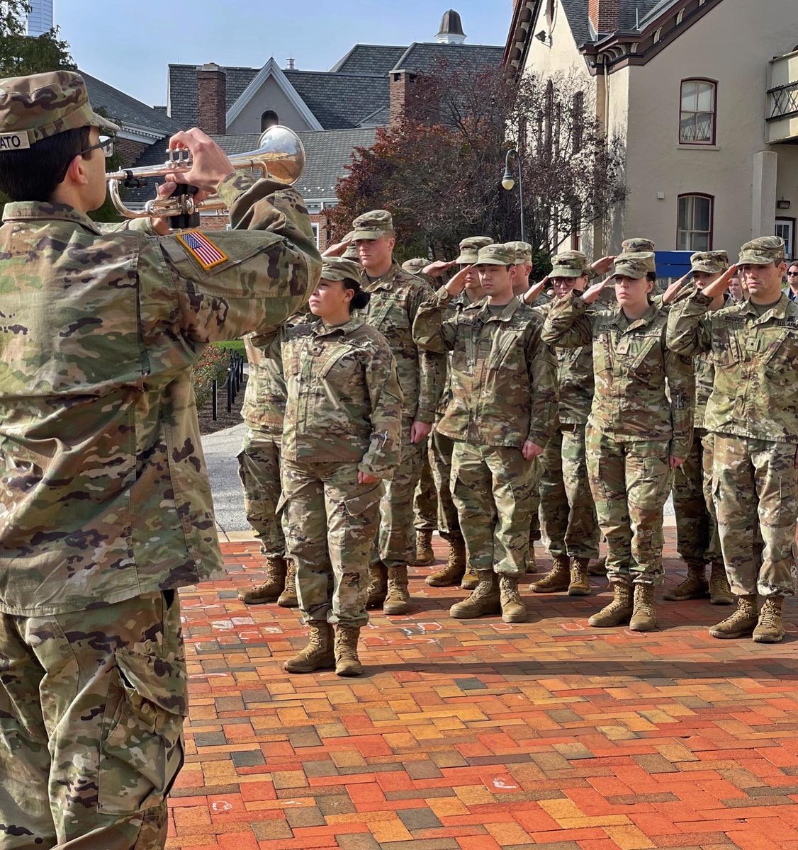 We honor the service, leadership &amp; sacrifice of our PA Military College / @wideneralumni who have worn the uniform &amp; answered the call 🇺🇸 

That proud legacy continues today with our @DauntlessRotc, which held a wreath laying ceremony on campus for #VeteransDay

<a href="/ArmyROTC/">Army ROTC</a> #ROTC